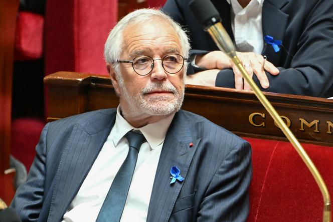 The Minister of Regional Planning and Decentralization, François Rebsamen, in the National Assembly, in Paris, April 2, 2025.