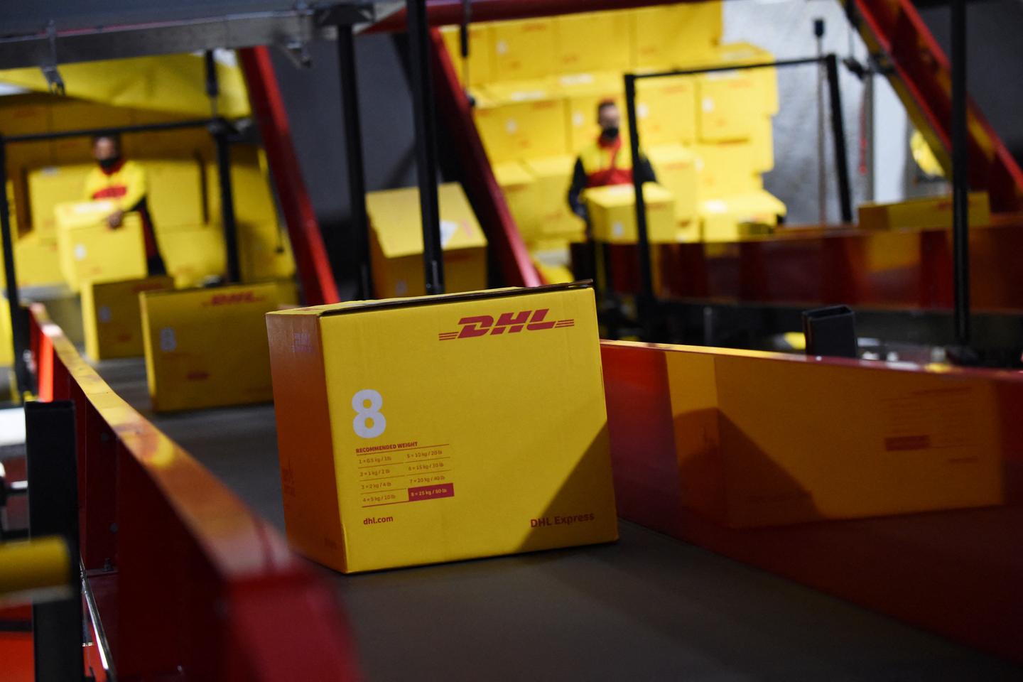 E-commerce : face à l’afflux de petits colis venus d’Asie, la réponse timide de la France