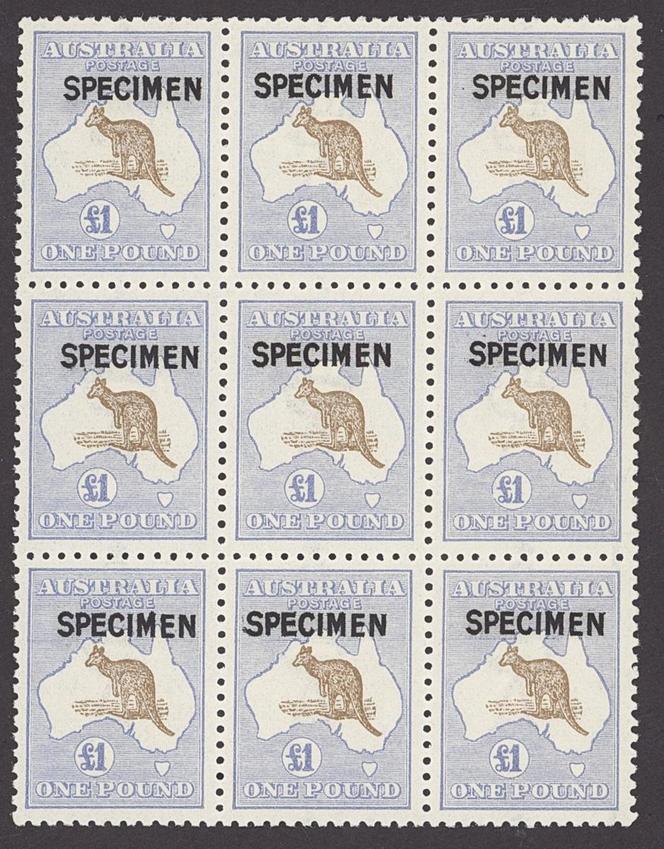 Australie , bloc de neuf exemplaires du 1 livre marron et bleu surchargé « SPECIMEN » (8 000-10 000 livres).