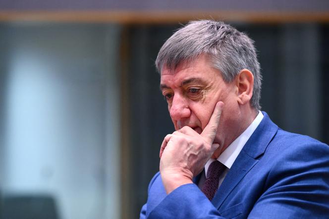 Le ministre belge des finances, Jan Jambon, au siège de l’Union Européenne, à Bruxelles, le 18 février 2025.