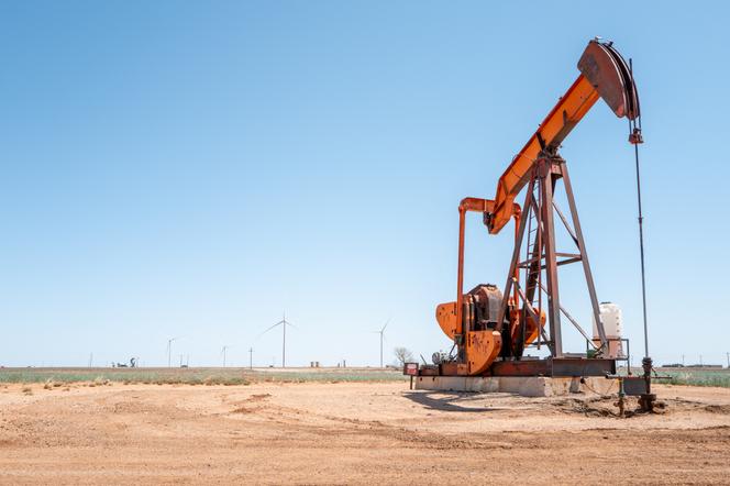 Un puit de pétrole à Close City, au Texas, le 9 avril 2025.