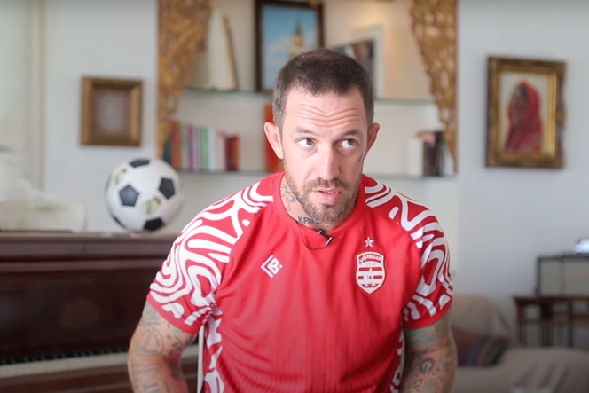 Capture décran d’une interview de Fergie Chambers diffusée sur la chaine youtube de Diwan Sport, le 29 octobre 2024.