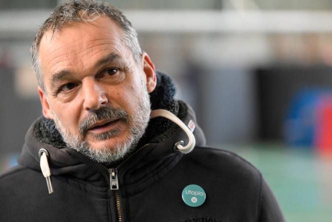 Le président de l’association française pour les migrants Utopia 56, Yann Manzi, à Rennes, le 17 janvier 2022.