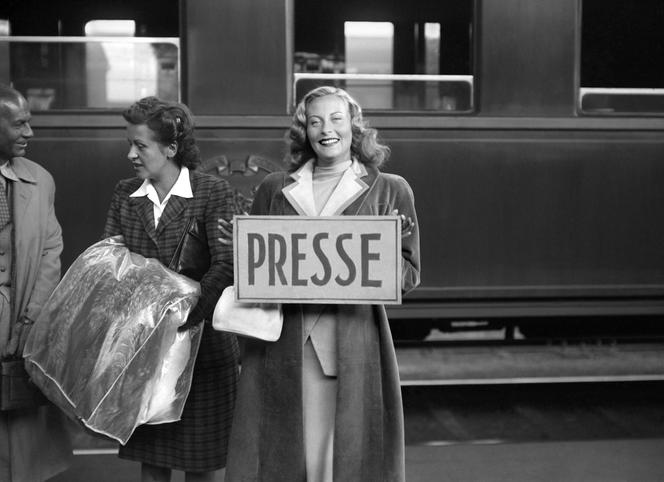 L’actrice française Michèle Morgan arrive à Paris le 9 octobre 1946. En mai de la même année, elle reçoit le Grand Prix International de la meilleure interprétation féminine, pour son interprétation dans « La Symphonie pastorale » de Jean Delannoy lors du premier Festival de Cannes.