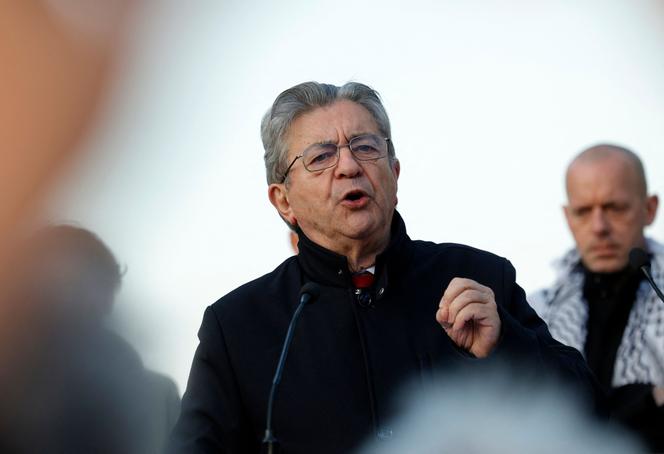 Le fondateur du parti de gauche La France insoumise, Jean-Luc Mélenchon, lors d’une manifestation place Stalingrad à Paris, le 6 mai 2025.