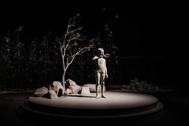 Vue de l’exposition de Hans Op de Beeck, au Musée royal des beaux-arts d’Anvers (Belgique), en avril 2025.