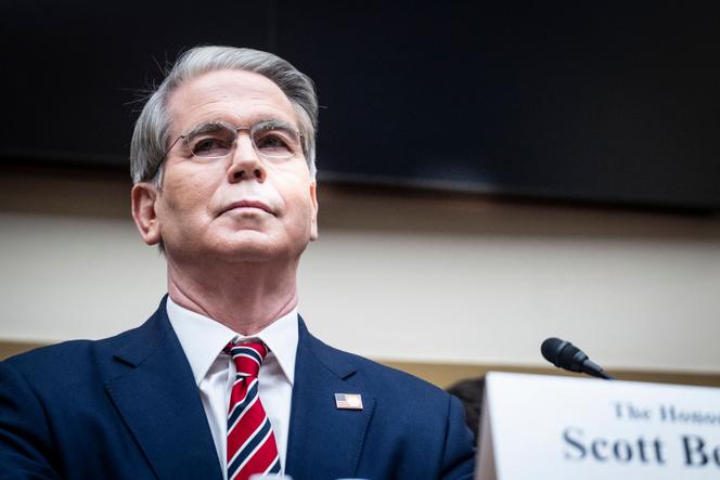 Le secrétaire au Trésor, Scott Bessent, devant la commission des services financiers de la Chambre des représentants, le 7 mai 2025 à Washington.