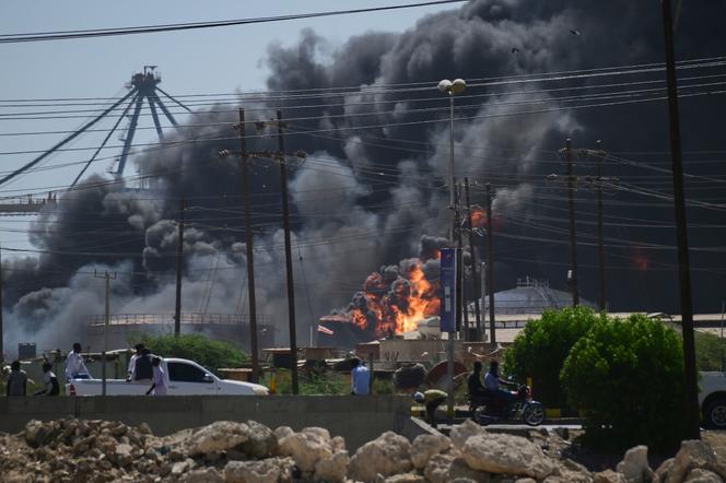 Après des frappes de drones effectuées par les Forces de soutien rapide (RSF) sur Port-Soudan, le 6 mai 2025.