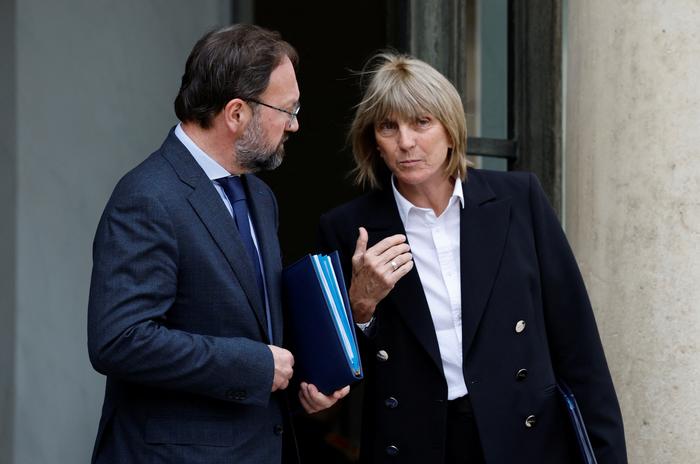 d4152c8_ftp-import-images-1-hmfek9sceyb9-2025-05-07t114503z-1598670257-rc2yceayp83d-rtrmadp-3-france-politics.JPG