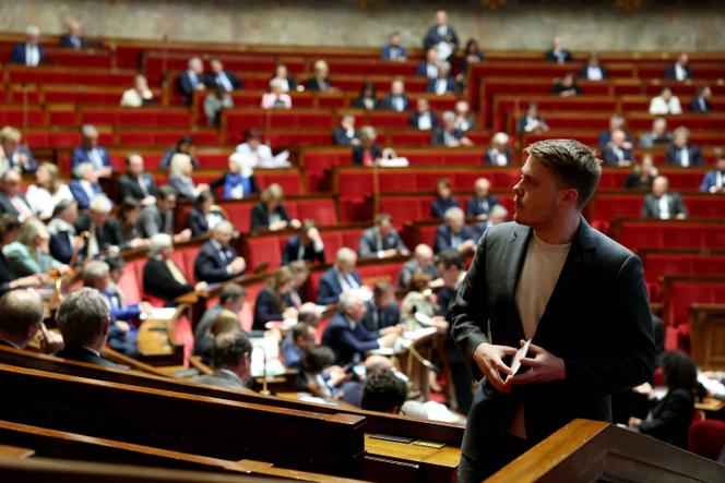 Le député « insoumis » du Val-de-Marne Louis Boyard, à l’Assemblée nationale, à Paris, le 7 mai 2025.