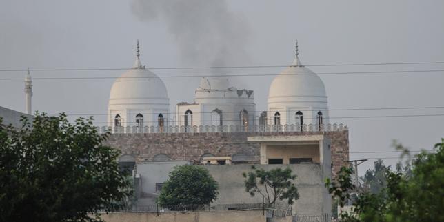 India bombs Pakistan, which denounces 'an act of war'