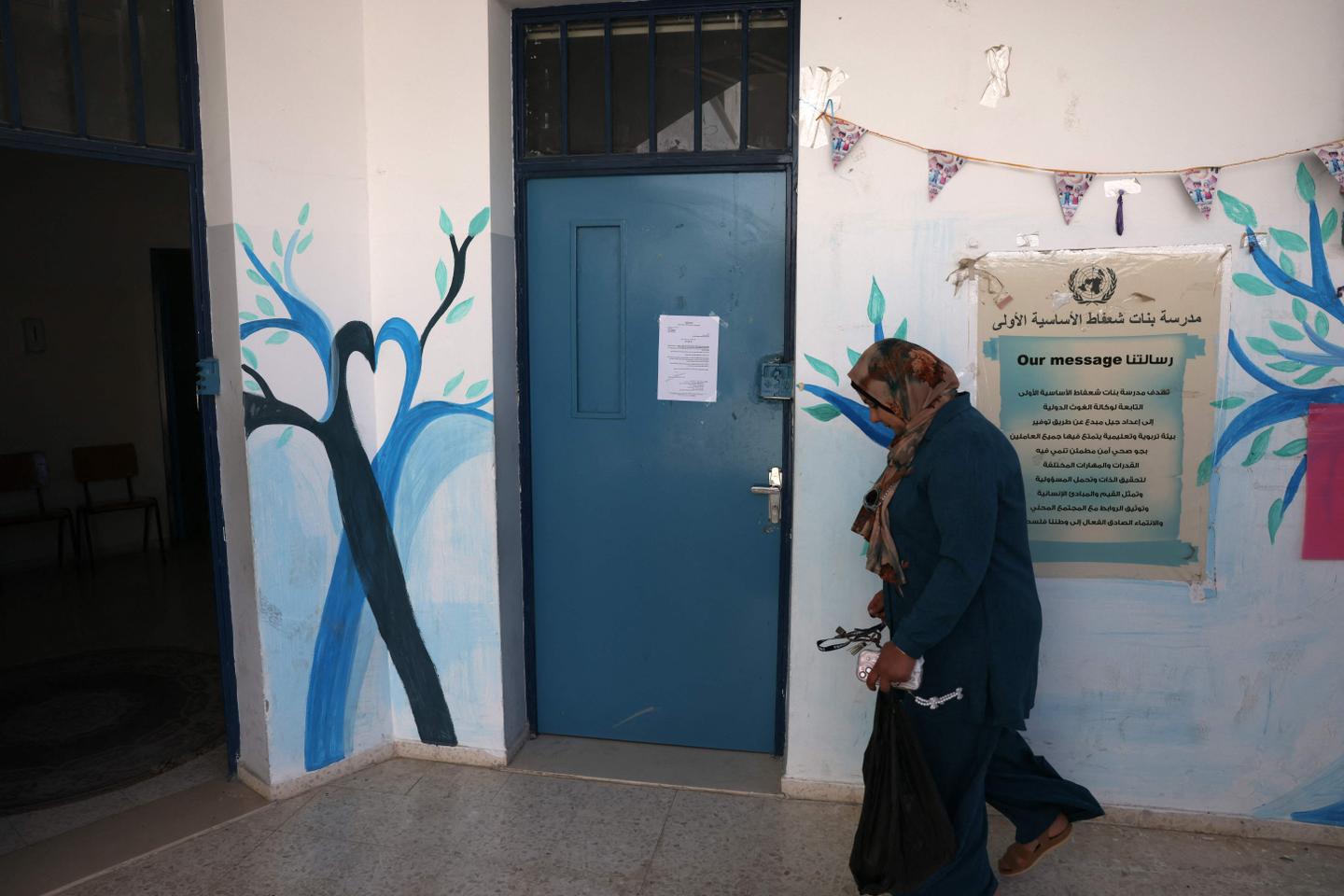 Israel forces close UN schools in annexed east Jerusalem