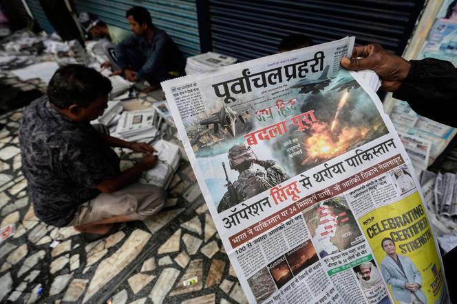 In the streets of the Indian town of Guwahati on May 8, 2025, the day after the Indian army attacked Pakistan. In the streets of the Indian town of Guwahati on May 8, 2025, the day after the Indian army attacked Pakistan.