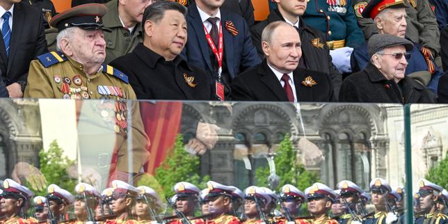Vladimir Putin's Red Square parade celebrates the offensive in Ukraine