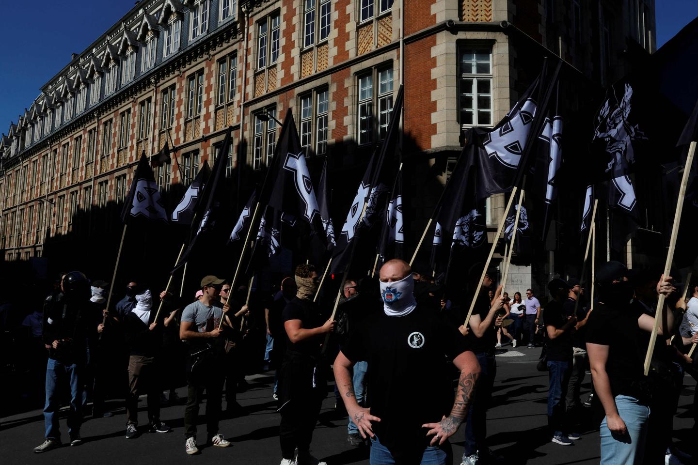 During Paris neo-fascist march: 'How can such things be allowed?'