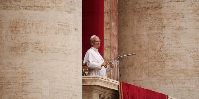 Pope Leo XIV 's first Sunday prayer hints at shift from Francis on war in Ukraine