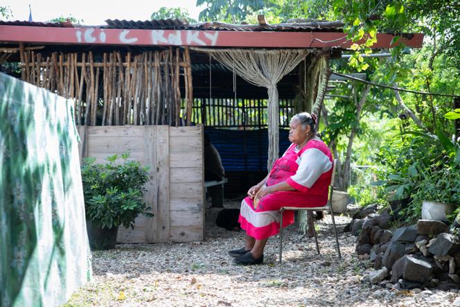 Aux abords du QG indépendantiste du quartier de Montravel, un point de rencontres pendant les émeutes de 2024, à Noumea, le 7 mai 2025.