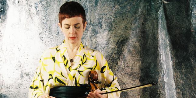 Les rebonds créatifs de la violoncelliste Noémi Boutin