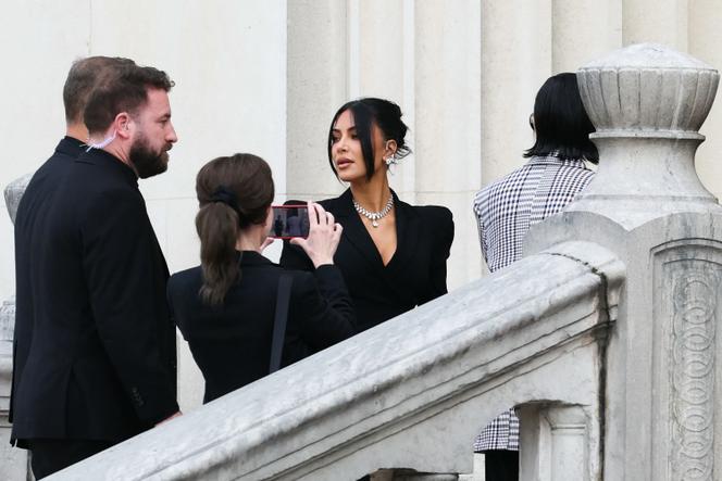 Kim Kardashian à son arrivée à la cour d’assises de Paris, le 13 mai 2025.