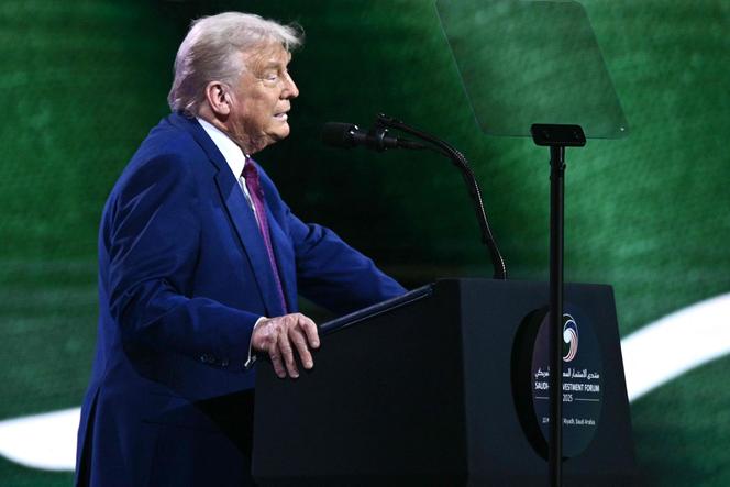 Le président américain Donald Trump s’exprime lors du forum d’investissement américano-saoudien au Centre de conférence international du roi Abdul Aziz à Riyad, le 13 mai 2025.