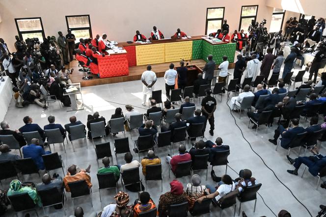 Lors de l’ouverture du procès du massacre du 28 septembre 2009, à Conakry, le 28 septembre 2022.