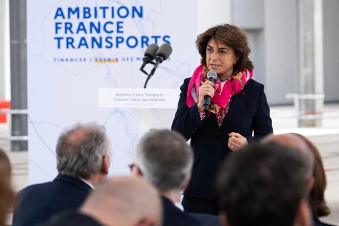 Martine Vassal, présidente de la métropole Aix-Marseille-Provence, lors de l’inauguration de la conférence « Ambition France Transports », à Marseille, le 5 mai 2025.