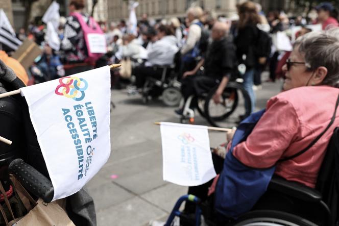 L’accessibilité de la société pour les personnes handicapées était le mot d’ordre d’un rassemblement organisé par APF France Handicaps, le 15 mai à Paris.