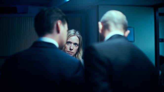 Stéphanie (Léa Drucker) dans « Dossier 137 », de Dominik Moll.