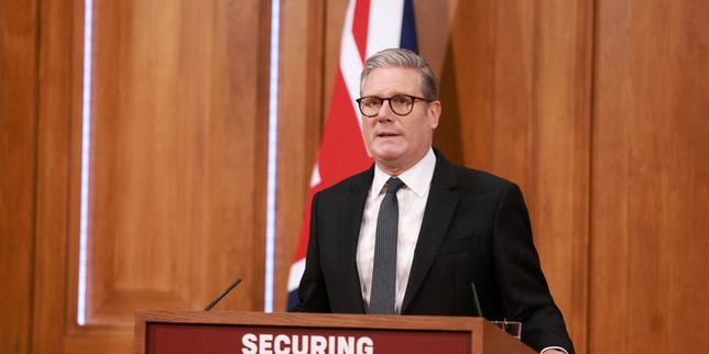 'Starmer has clearly adopted the rhetoric of the anti-immigration right'
