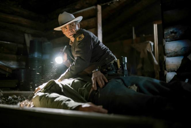 Joe Leaphorn (Zahn McClarnon) dans la série « Dark Winds », créée par Graham Roland.