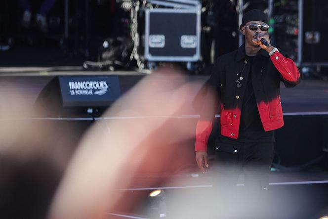 Werenoi aux Francofolies de La Rochelle, le 13 juillet 2024. THIBAUD MORITZ / AFP