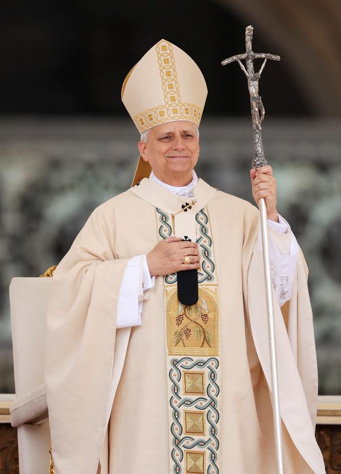 Le pape Léon XIV lors de sa messe d’inauguration, le 18 mai 2025, place Saint-Pierre, au Vatican.