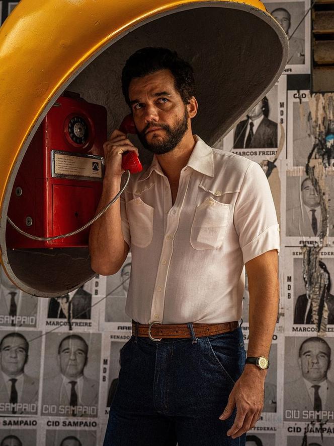 Marcelo (Wagner Moura) dans « L’agent secret », de Kleber Mendonça Filho.
