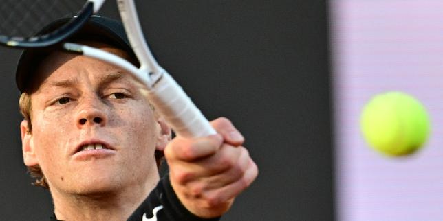 Jannik Sinner bute sur Carlos Alcaraz en finale du Masters 1000 de Rome pour son retour de suspension