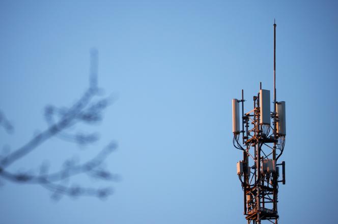 Une antenne-relais de téléphonie mobile à Vertou (Loire-Atlantique), le 12 février 2021.