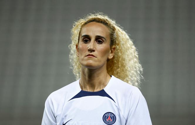 La footballeuse internationale française Kheira Hamraoui, au stade Jean-Bouin, à Paris, le 20 octobre 2022.