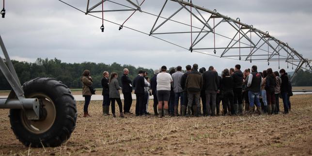 Les agriculteurs appelés à manifester lundi devant l’Assemblée contre les « obstructions » à la loi sur la « levée des contraintes »
