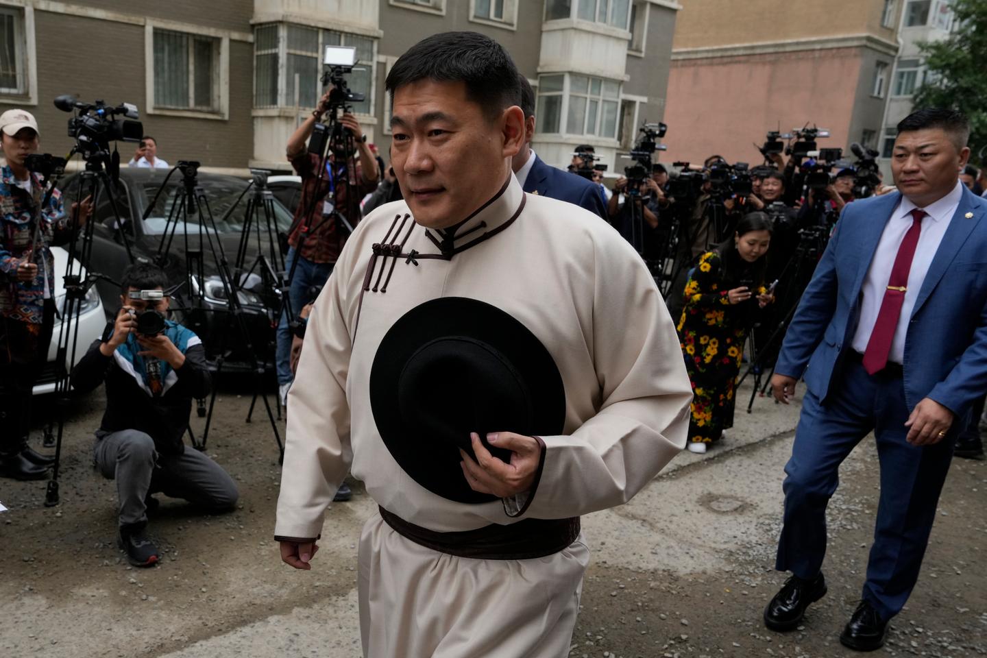 Mongolia's prime minister resigns after losing a vote of confidence in parliament following protests