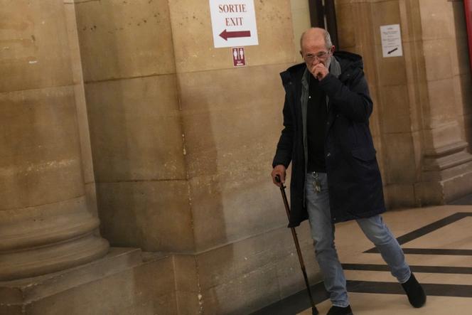 Aomar Aït Khedache, l’un des hommes accusés du braquage à main armée de Kim Kardashian en 2016, après le verdict du procès, à la cour d’assises de Paris, le 23 mai 2025.