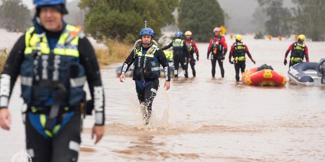 Record floods devastate eastern Australia