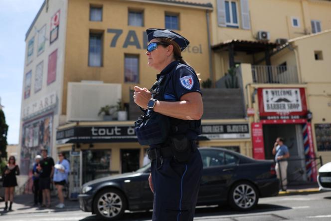 Une policière municipale à Cannes (Alpes-Maritimes), le 24 mai 2025.
