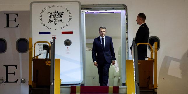 Emmanuel Macron arrives in Vietnam for the first leg of Southeast Asia tour