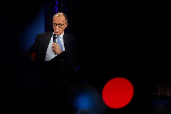 Le chancelier allemand Friedrich Merz lors de l’ouverture de la conférence numérique « Re:publica 25 », à Berlin, le 26 mai 2025.