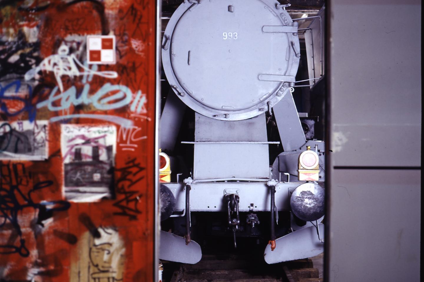 In Paris, a Nazi locomotive is hidden in the middle of artists' studios