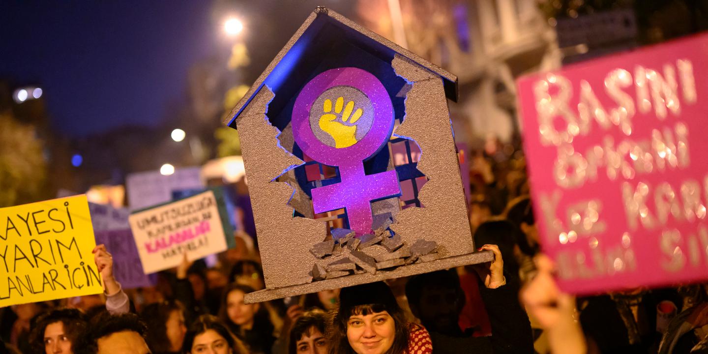 In Turkey, Erdogan issues a decree to curb C-sections