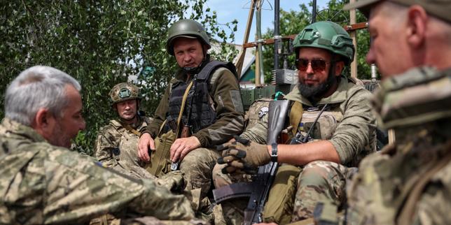 En verbalize, guerre en Ukraine : Donald Trump envisage des sanctions contre la Russie, selon le « Wall Avenue Journal » thumbnail