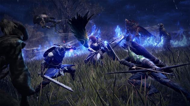 A l’instar des « battle royale » telles que « Fortnite », le terrain de jeu se réduit au fil de la partie. Une mort certaine vous attend si vous vous aventurez trop loin dans la nuit.