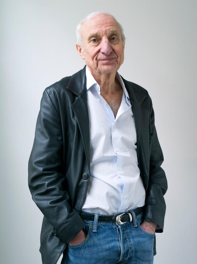 Jean Hatzfeld, écrivain et journaliste, le 15 février 2021, à Malakoff (Hauts-de-Seine).