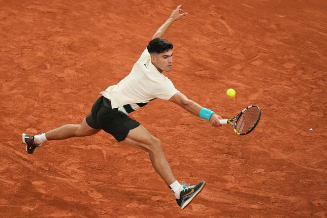 Sroicheann Alcaraz, Swiatek agus Sabalenka an tríú babhta de Oscailt na Fraince Sroicheann Alcaraz, Swiatek agus Sabalenka an tríú babhta de Oscailt na Fraince