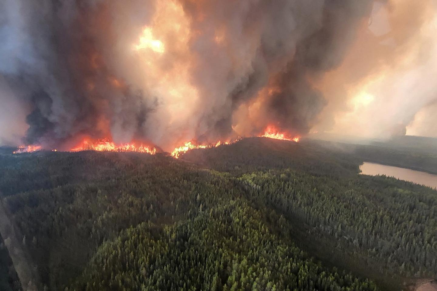 Thousands evacuate as Canada's Manitoba province declares wildfire emergency